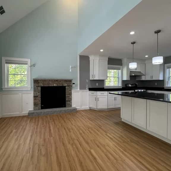 Moody Modern Retreat - Image 1